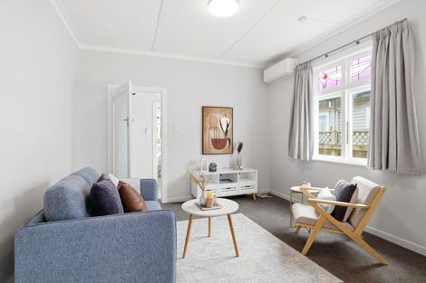 Photo of property in 52 Miro Street, Miramar, Wellington, 6022