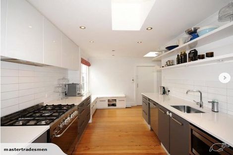 Photo of property in 52 Hawkesbury Avenue, St Albans, Christchurch, 8014