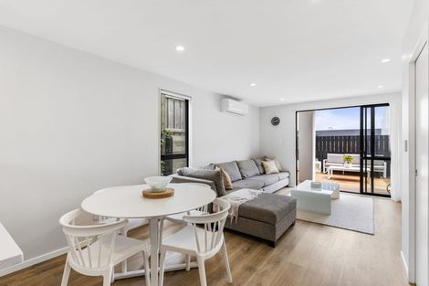 Photo of property in 32 Hinonga Loop, Silverdale, 0932