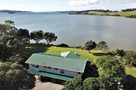 Photo of property in 8 Paretu Drive, Kerikeri, 0294