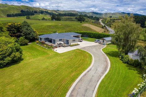 Photo of property in 5 Buckley Road, Shannon, Palmerston North, 4474