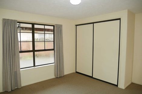 Photo of property in 2/17a Dalrye Place, Ilam, Christchurch, 8041