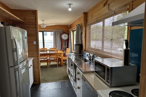 Photo of property in 19 Scott Avenue, Otaki Beach, Otaki, 5512