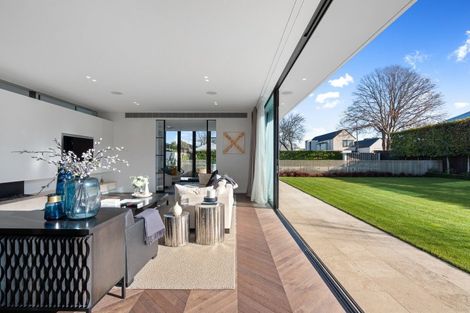 Photo of property in 48 Clissold Street, Merivale, Christchurch, 8014