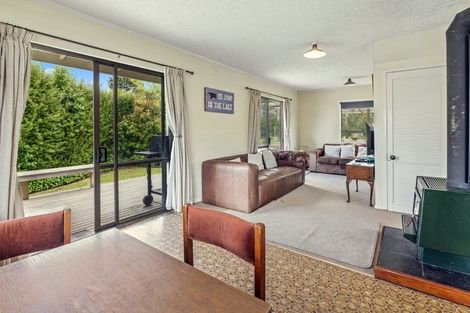 Photo of property in 19 Irwin Place, Kinloch, Taupo, 3377