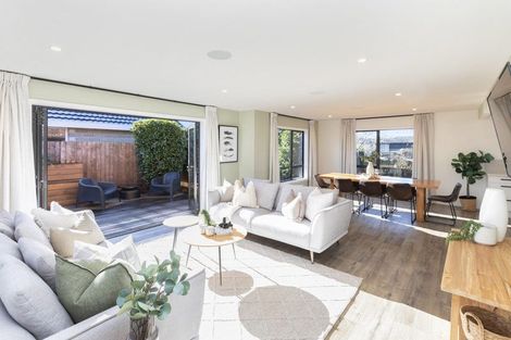 Photo of property in 54 Regency Crescent, Redwood, Christchurch, 8051