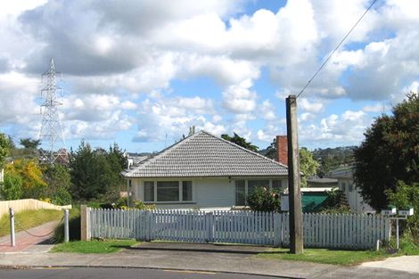 Photo of property in 41 Toru Street, Te Atatu Peninsula, Auckland, 0610
