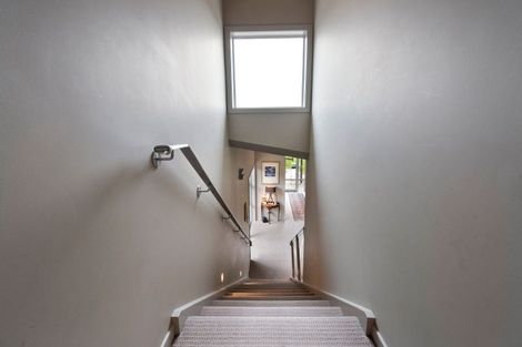 Photo of property in 33 Oram Drive, Turitea, Palmerston North, 4472