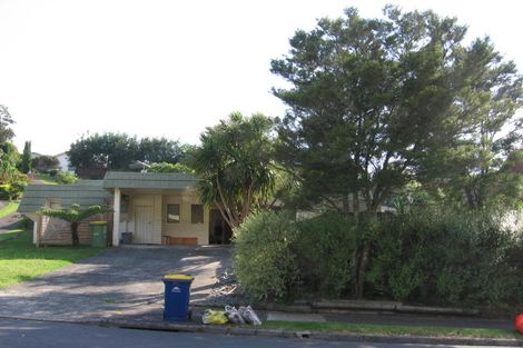 Photo of property in 21 King Richard Place, Browns Bay, Auckland, 0630