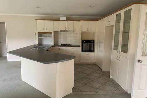 Photo of property in 13 Moss Crescent, Takanini, 2112