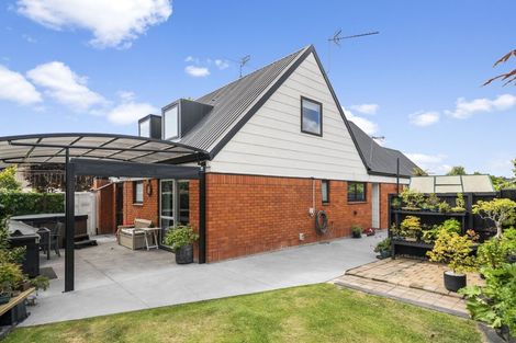 Photo of property in 10 Swithland Place, Avonhead, Christchurch, 8042
