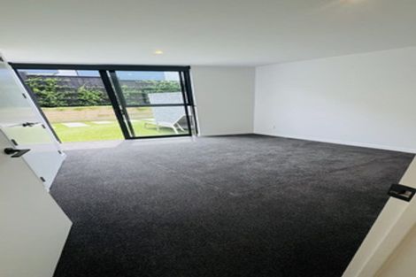 Photo of property in 1/324 Beach Road, Campbells Bay, Auckland, 0630
