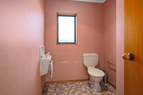 Photo of property in 99 Browning Street, Leamington, Cambridge, 3432