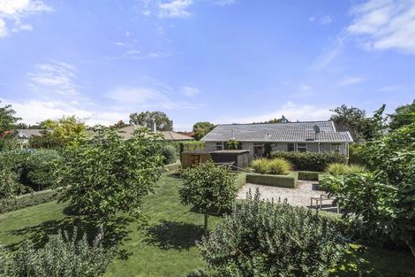 Photo of property in 21 Tasman Street, Havelock North, 4130