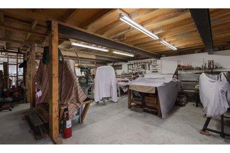 Photo of property in 24 Deverell Place, Northcross, Auckland, 0632