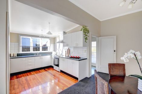 Photo of property in 25 Young Street, Saint Kilda, Dunedin, 9012