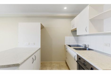 Photo of property in The Rennaissance, 4d/18 Ronwood Avenue, Manukau, Auckland, 2104
