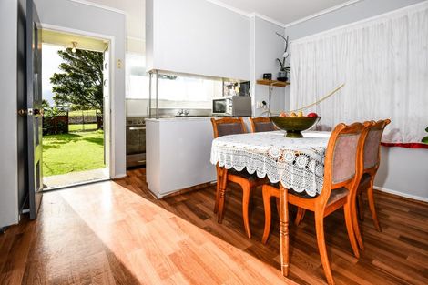 Photo of property in 28 Windrush Close, Mangere, Auckland, 2022