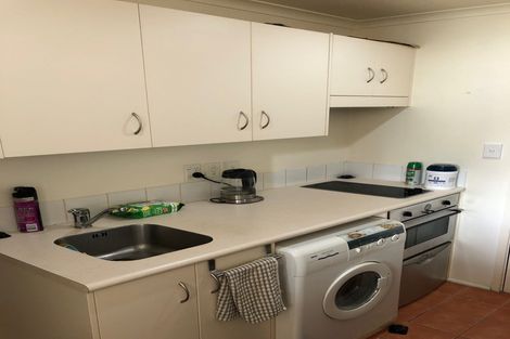 Photo of property in 17e/30 Westward Ho, Glen Eden, Auckland, 0602