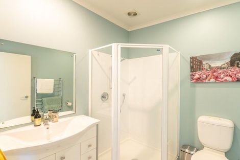 Photo of property in 3 Paremata Drive, Paremata, Porirua, 5024