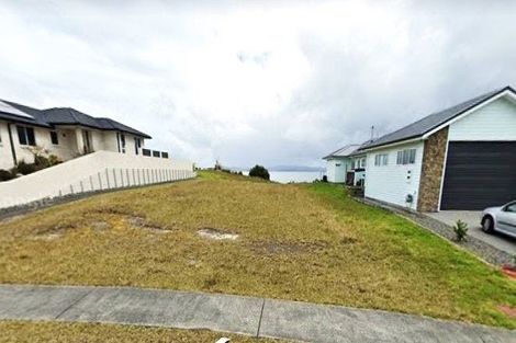Photo of property in 42 Karoro Road, One Tree Point, 0118