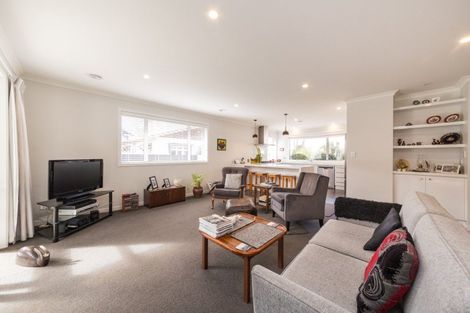 Photo of property in 33 Elmira Avenue, Hokowhitu, Palmerston North, 4410