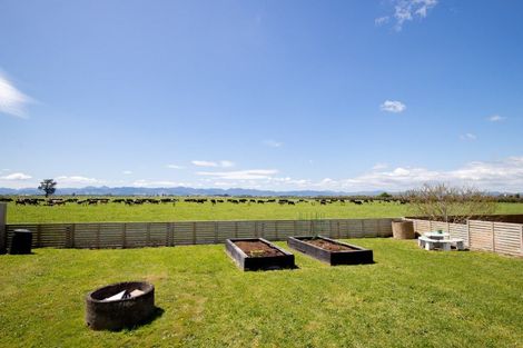 Photo of property in 104 Pipiroa Road, Ngatea, 3503