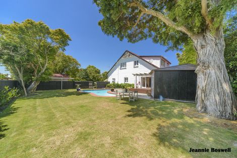 Photo of property in 220 Victoria Avenue, Hokowhitu, Palmerston North, 4410