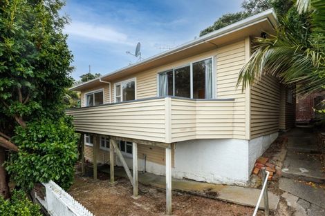 Photo of property in 10 Darlington Terrace, Miramar, Wellington, 6022