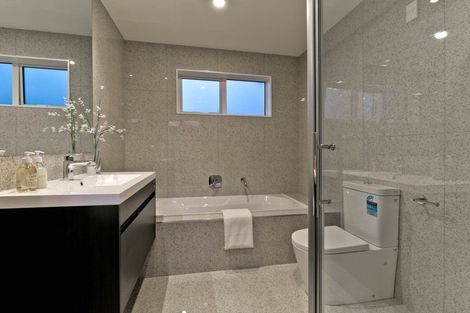 Photo of property in 113 Godfrey Drive, Orewa, 0931