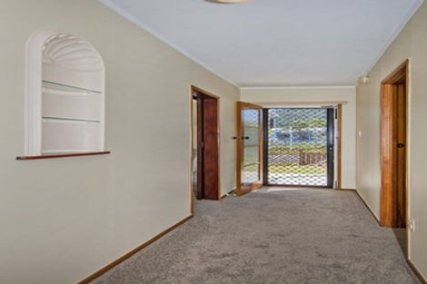 Photo of property in 44 King Street, Hikurangi, 0114