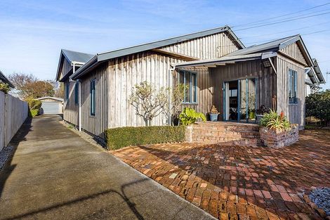 Photo of property in 70 Victoria Street, Hawera, 4610