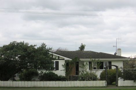 Photo of property in 3 Union Street, Foxton, 4814