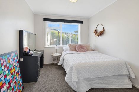 Photo of property in 24 Lee Street, Castlecliff, Whanganui, 4501