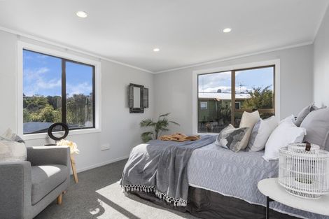 Photo of property in 51 Lagoon Place, Poike, Tauranga, 3112