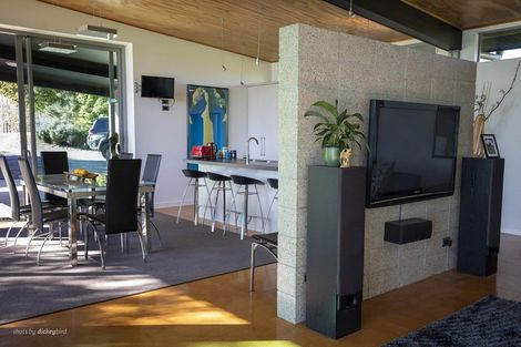 Photo of property in 18 Warren Road, Raglan, 3295