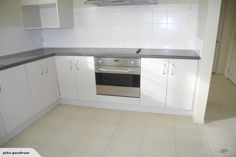 Photo of property in 24 Stranraer Crescent, Wattle Downs, Auckland, 2103