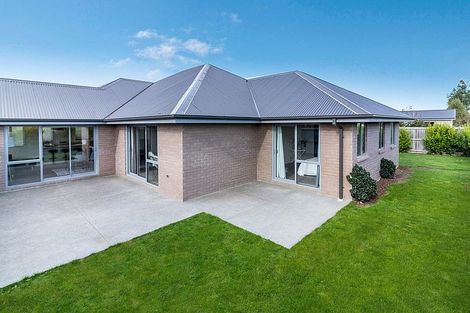 Photo of property in 21 Jacks Drive, West Melton, 7618