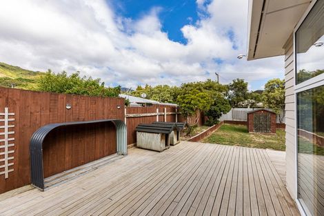 Photo of property in 42 Wood Street, Wainuiomata, Lower Hutt, 5014