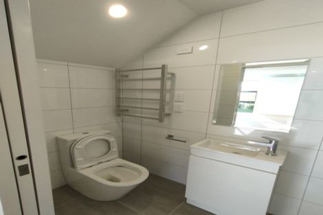 Photo of property in 16 Helena Street, Massey, Auckland, 0614