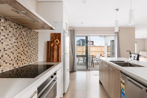 Photo of property in 87 Awatira Drive, Papamoa Beach, Papamoa, 3118