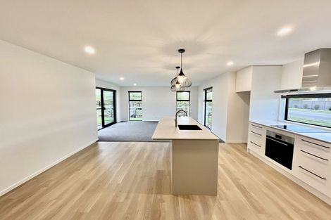 Photo of property in 16 Glovers Road, Halswell, Christchurch, 8025