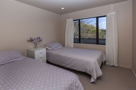 Photo of property in 106 Cannon Hill Crescent, Mount Pleasant, Christchurch, 8081