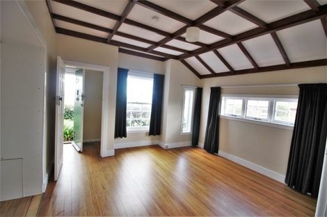 Photo of property in 16 Fowlers Avenue, Frankton, Hamilton, 3204