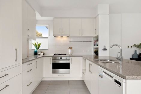 Photo of property in 27a Shackleton Road, Mount Eden, Auckland, 1024