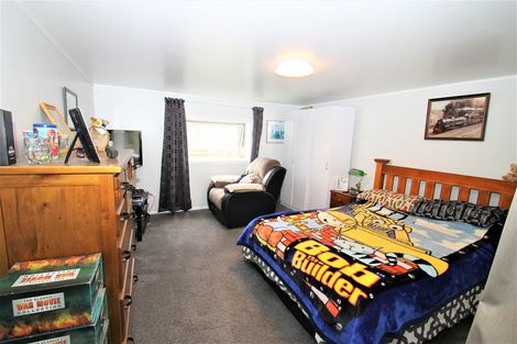 Photo of property in 16 Kinmont Crescent, Kinmont Park, Mosgiel, 9024