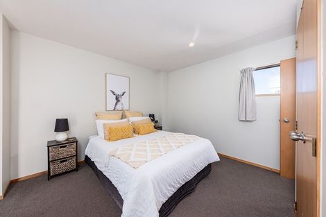 Photo of property in 40b Picton Avenue, Riccarton, Christchurch, 8011