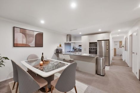 Photo of property in 2 Kutukutu Street, Takanini, 2112