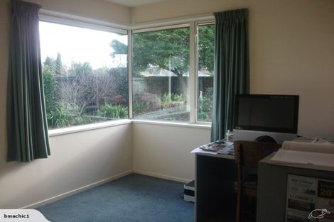 Photo of property in 2 Harrod Place, Rangiora, 7400