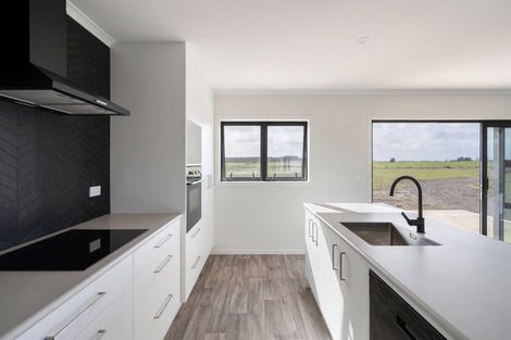 Photo of property in 30 Taikorea Road, Glen Oroua, 4473
